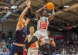 Medipolis SC Jena Duesseldorf 23122023 04